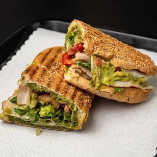 Pesto Turkey Tozt
